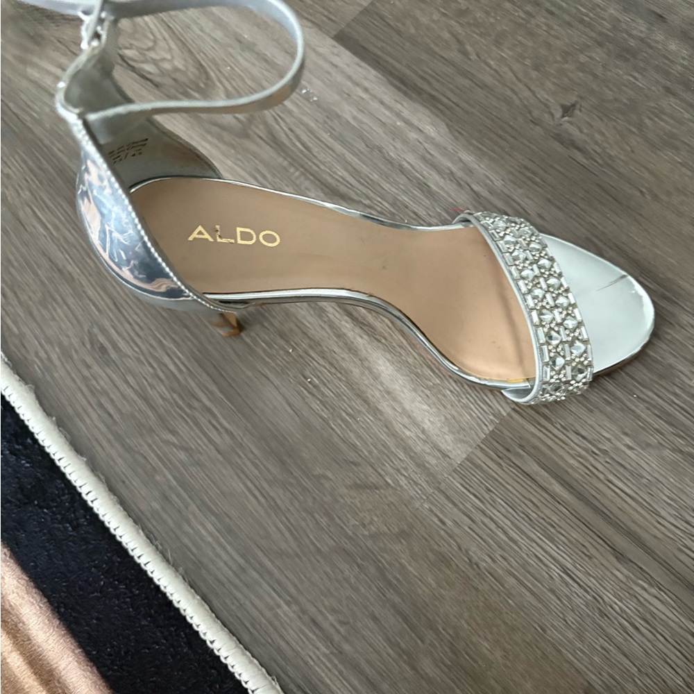 Aldo Metallic Silver Strappy Heels - Picture 3 of 4